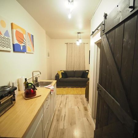 המילטון Cozy 1 Bedroom Centrally Located מראה חיצוני תמונה